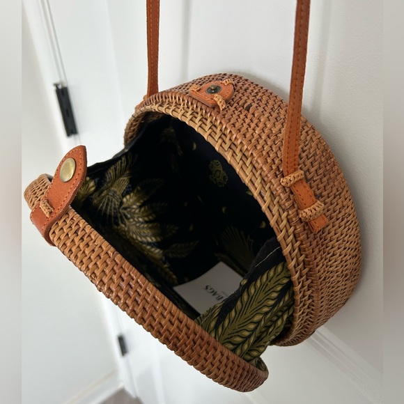 NWT Boho Bags The Original Round Rataan Crossbody Bag Purse - Picture 5 of 10